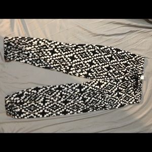 Jogger diamond pants size medium